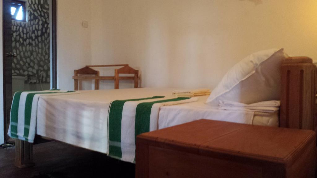 Yaye Guest House Tissamaharama Kültér fotó